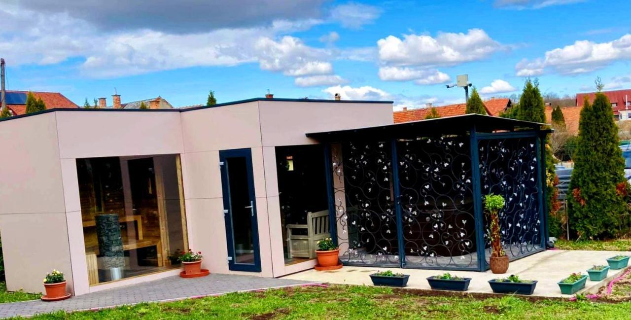 Sweet Life Wellness Apartments Egerszalók Esterno foto