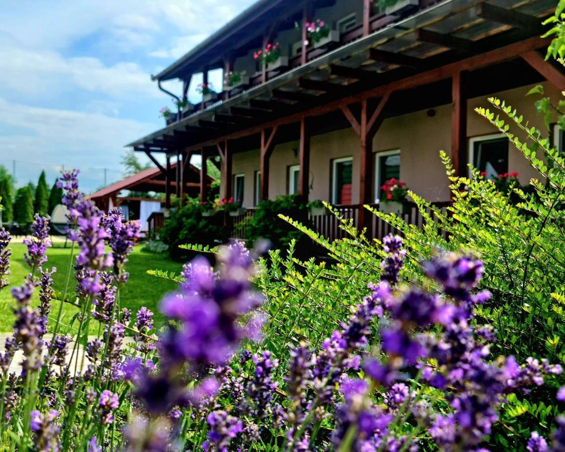 Sweet Life Wellness Apartments Egerszalók Esterno foto